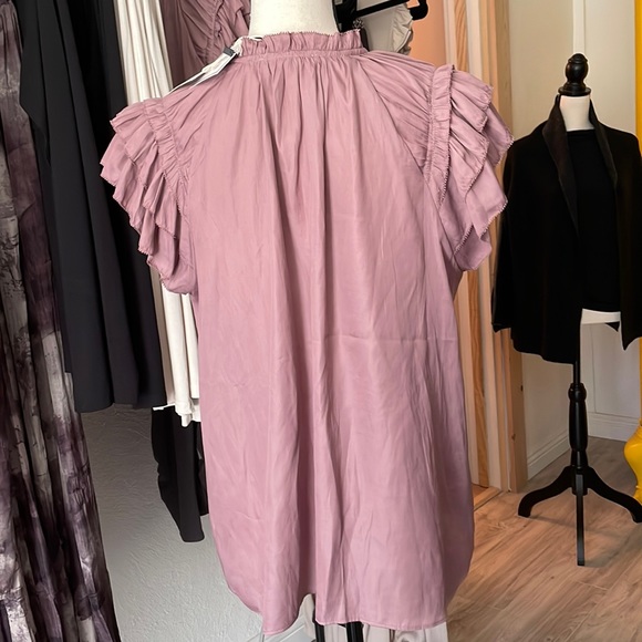 NWT Grade & Gather Ruffle Sleeve Top Blouse Lilac - Picture 5 of 9
